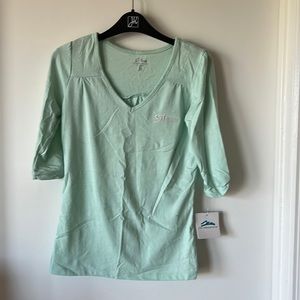 New Women's Tri Mountain Elbow Length Vneck Top